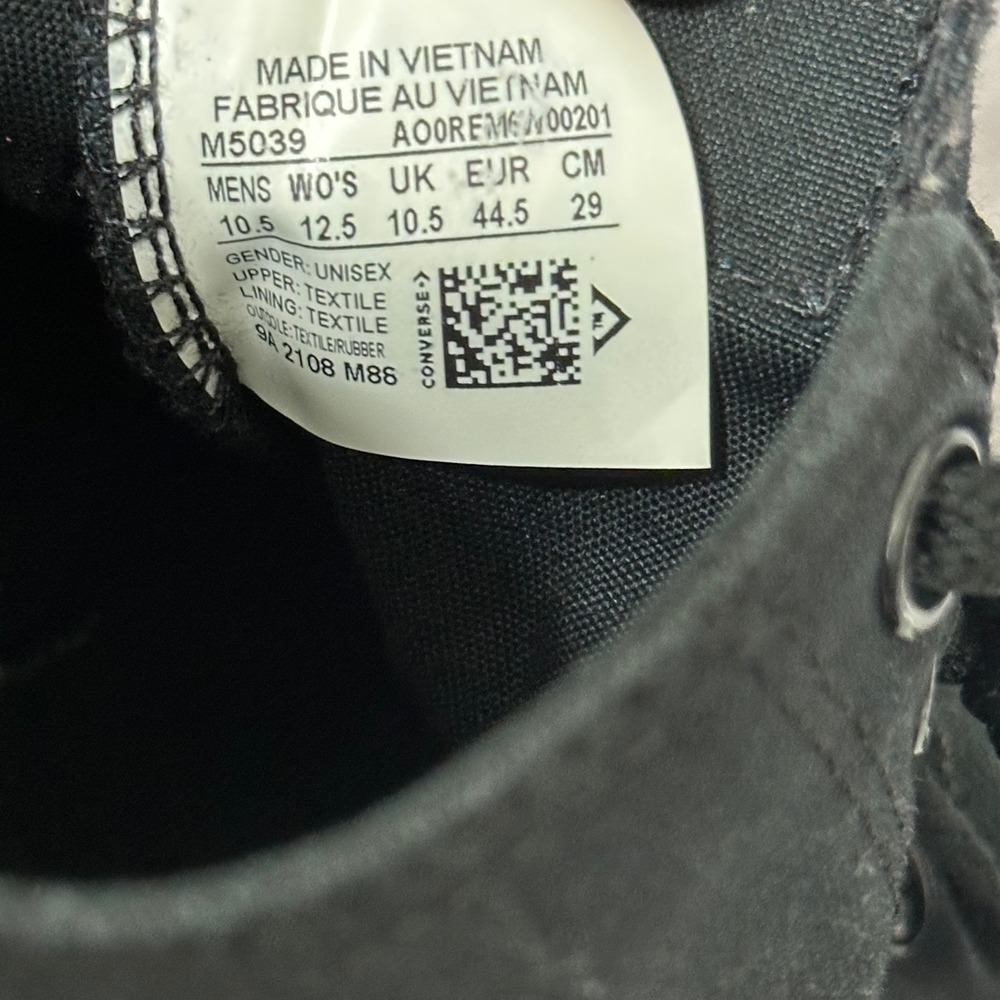 Converse Chuck Taylor All Star Mens 10.5 Black Monochrome Low Top Sneakers - Picture 2 of 8